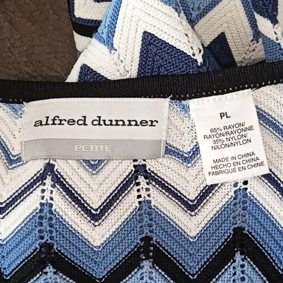 Alfred Dunner Petite Large Top - Picture 4 of 4